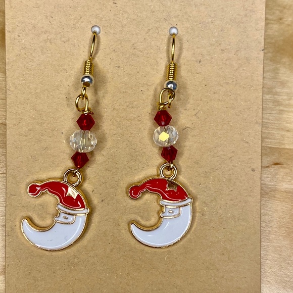 Christmas Holiday Santa Claus Dangle Earrings - Picture 3 of 6